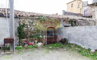Rif. 433 | Tripi Campogrande | Rudere uso deposito