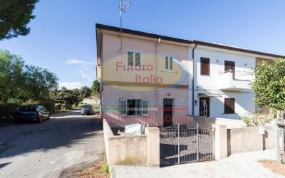 Rif. 516 | Campogrande | Casa unifamiliare con comodi spazi esterni