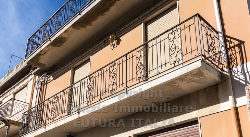 Rif. 436 - Terme Vigliatore - Edificio costituito da n. 3 appartamenti in VENDITA Rif. 436 - Terme Vigliatore - Edificio costituito da n. 3 appartamenti in VENDITA
